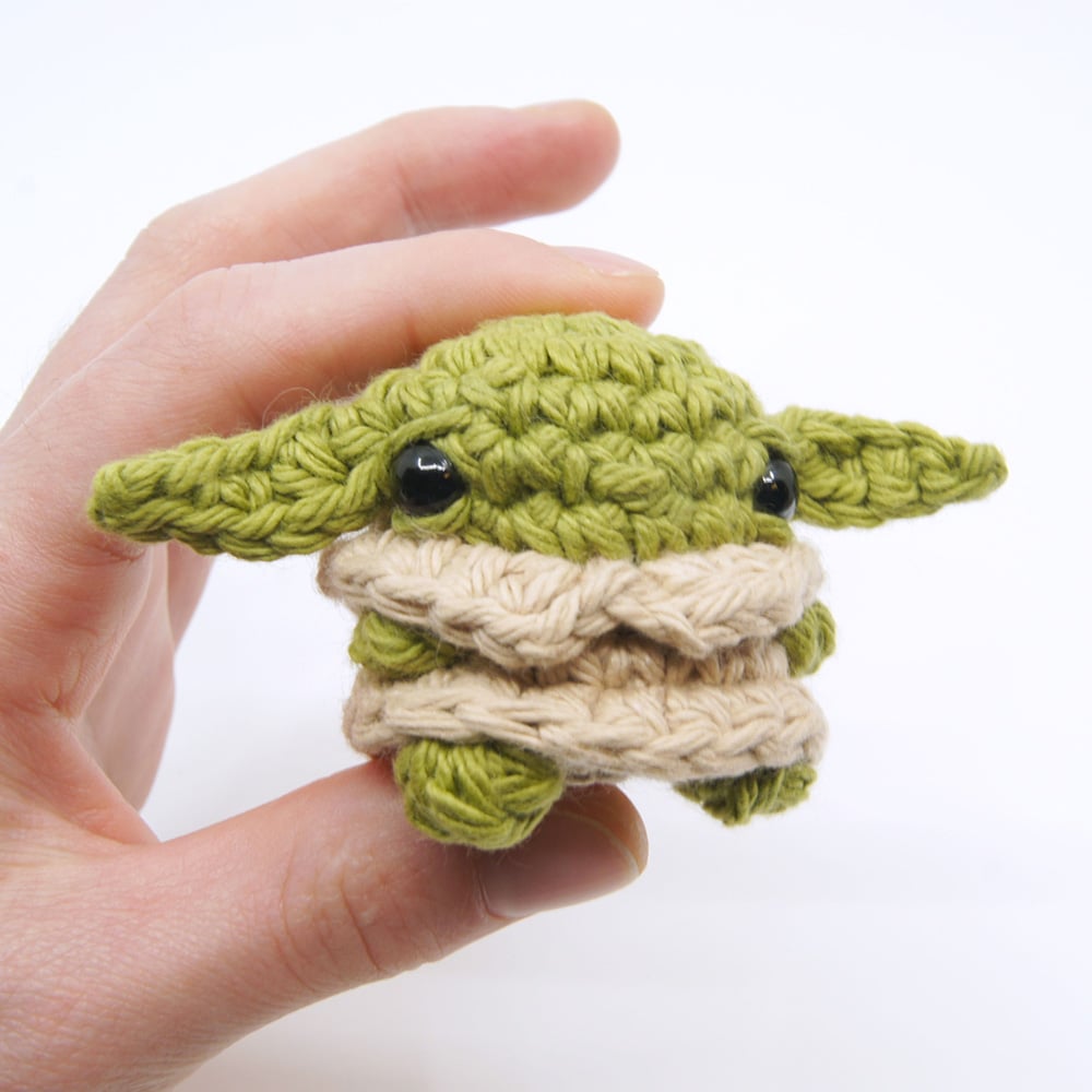 Mini yoda online amigurumi