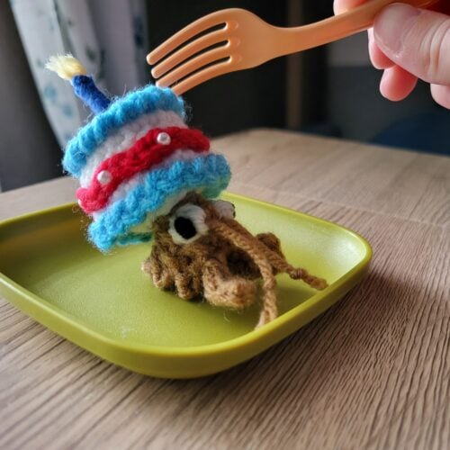 A Sampling of Crab Cake by mushroom6