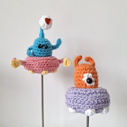 Flirtle in his love shuttle