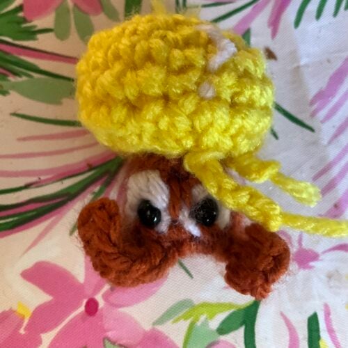Polly the cake pop crab